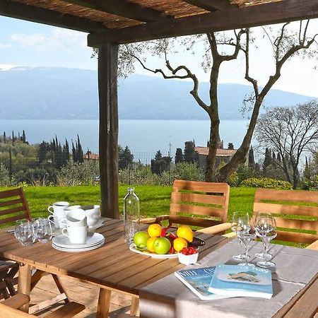 Villa Dei Rosmarini Тосколано Мадерно Екстериор снимка
