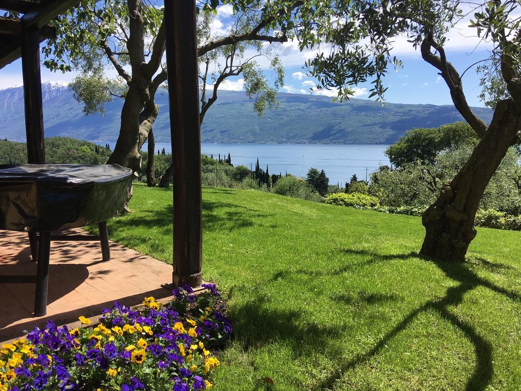 Villa Dei Rosmarini Тосколано Мадерно Екстериор снимка